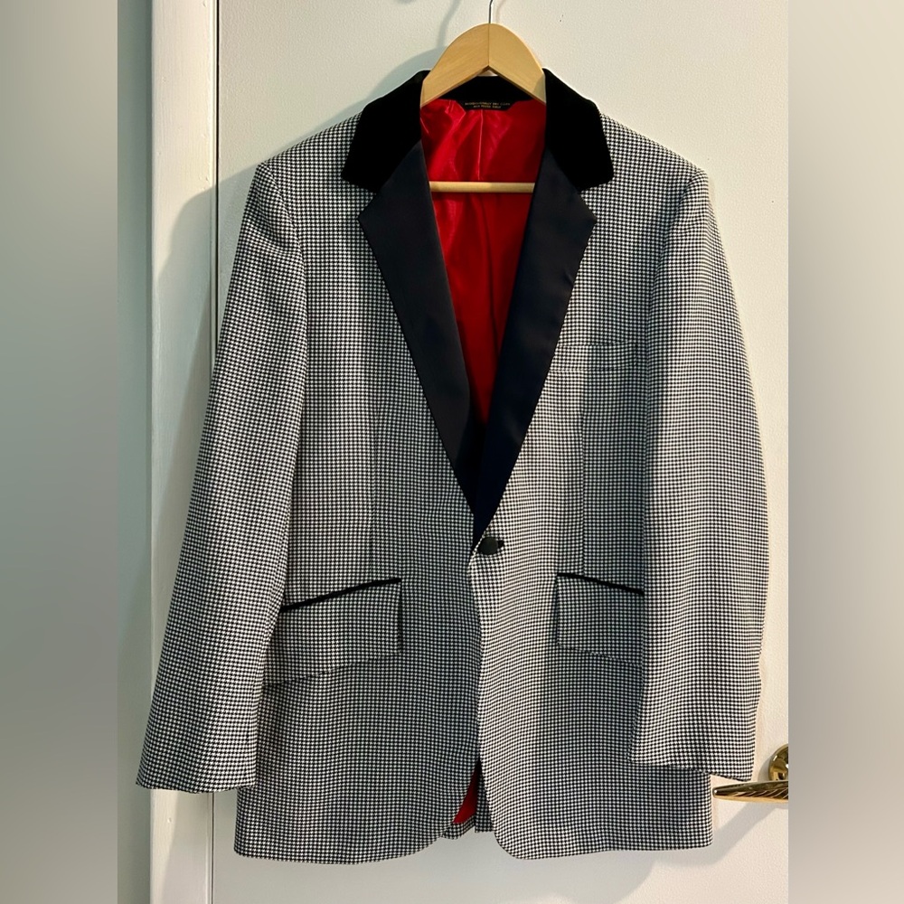 Vintage Black and White Houndstooth Dinner Jacket